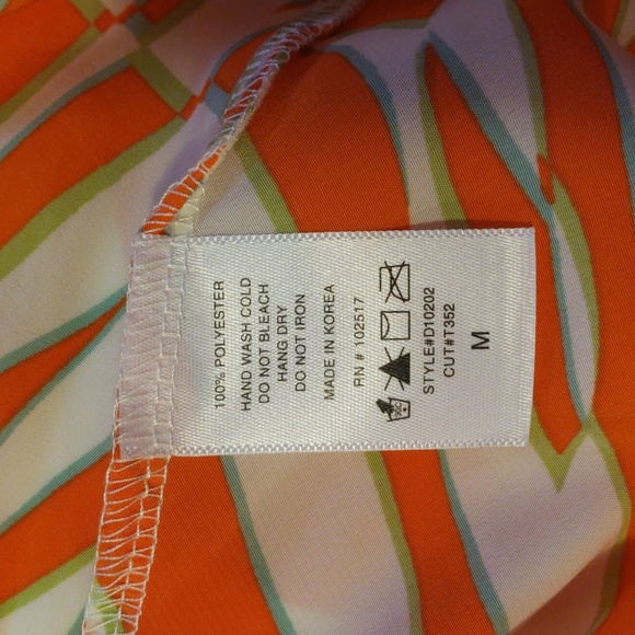 Soprano cut out back dress - Picture 9 of 11